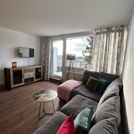 Heinrich Apartment *